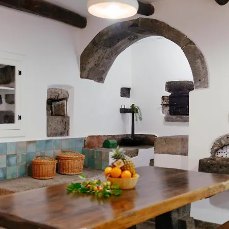 Senhora Do Carmo Charm House Понта-Делгада