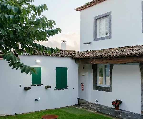 Senhora Do Carmo Charm House Bed & Breakfast 4*
