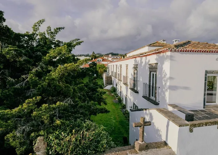 Senhora Do Carmo Charm House Bed & Breakfast 4*