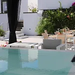 לינה וארוחת בוקר Senhora Do Carmo Charm House 4*
