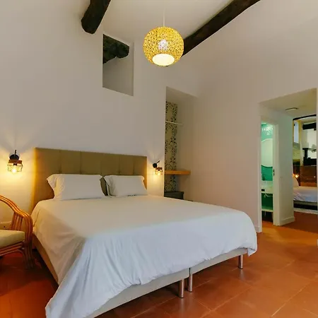 Alojamento de Acomodação e Pequeno-almoço Senhora Do Carmo Charm House
