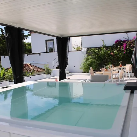 Senhora Do Carmo Charm House Bed & Breakfast Ponta Delgada