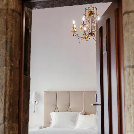Alojamento de Acomodação e Pequeno-almoço Senhora Do Carmo Charm House