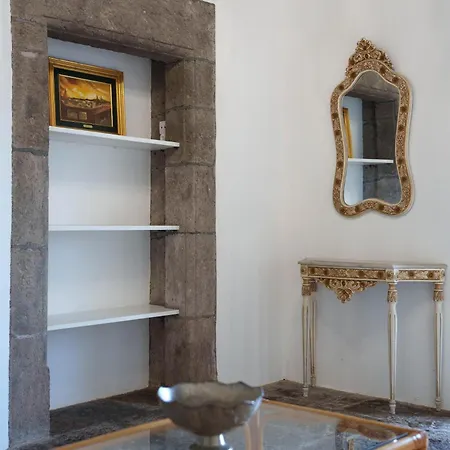 Alojamento de Acomodação e Pequeno-almoço Senhora Do Carmo Charm House Ponta Delgada