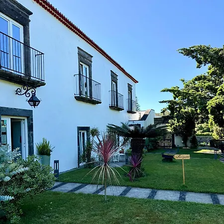 Alojamento de Acomodação e Pequeno-almoço Senhora Do Carmo Charm House 4*